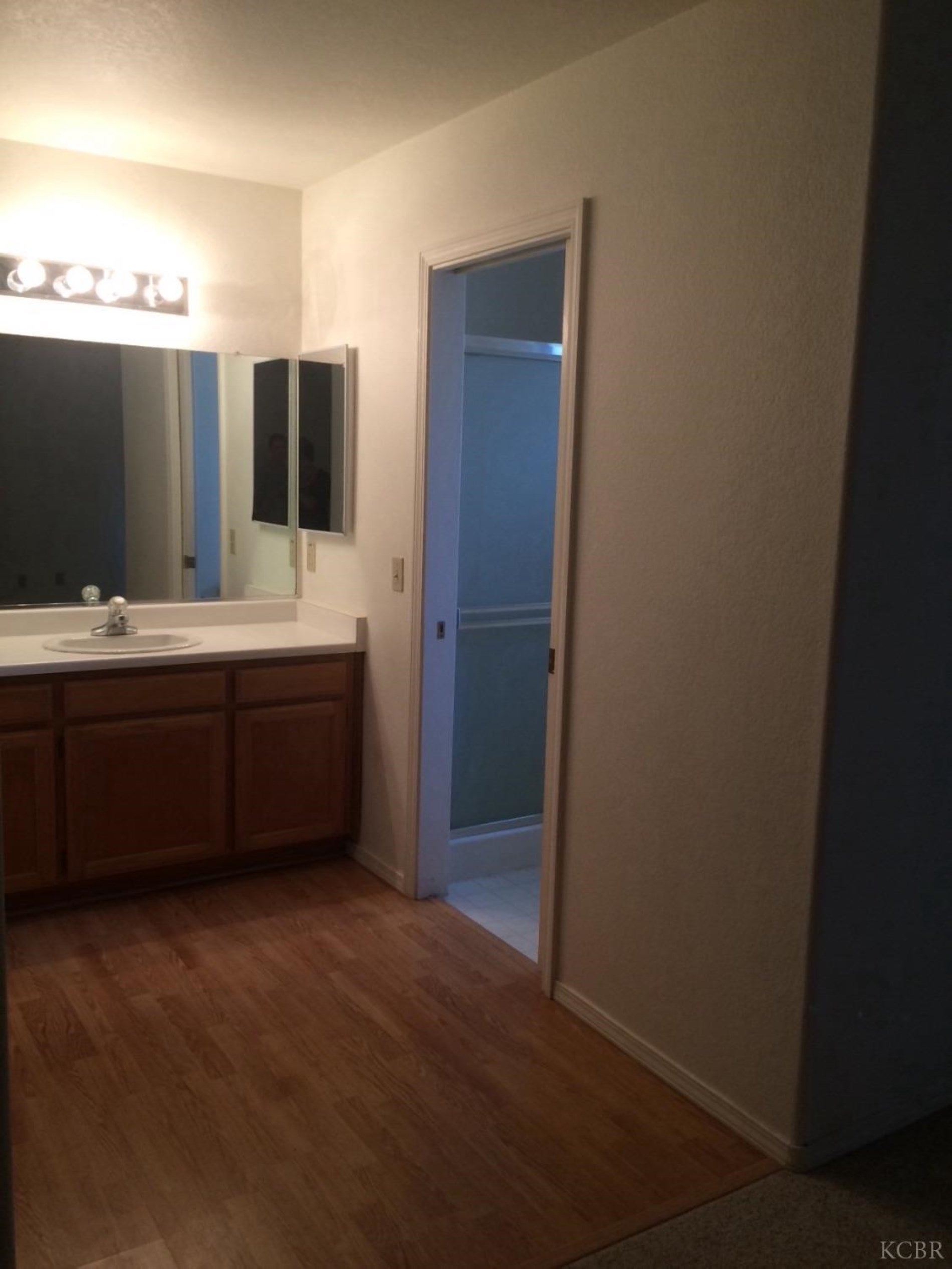 436 East Spring Lane Lemoore, CA 93245 - Photo 5 of 8 Gallery Image 5