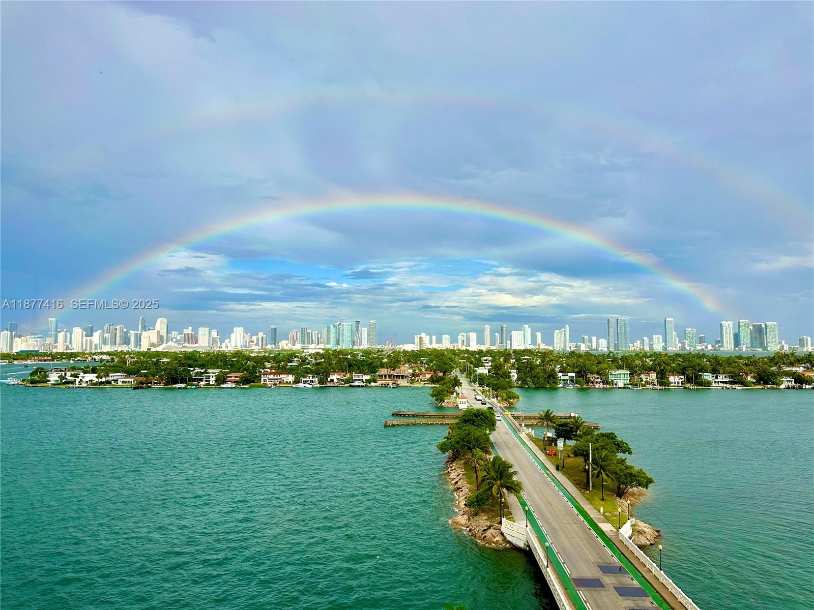 3 Island Avenue, Unit 10D Miami Beach, FL 33139 - Photo 15 of 23 a view of a city