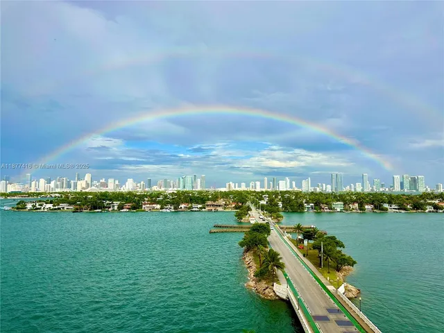 $1,200,000 | 3 Island Avenue, Unit 10D, Miami Beach, FL 33139