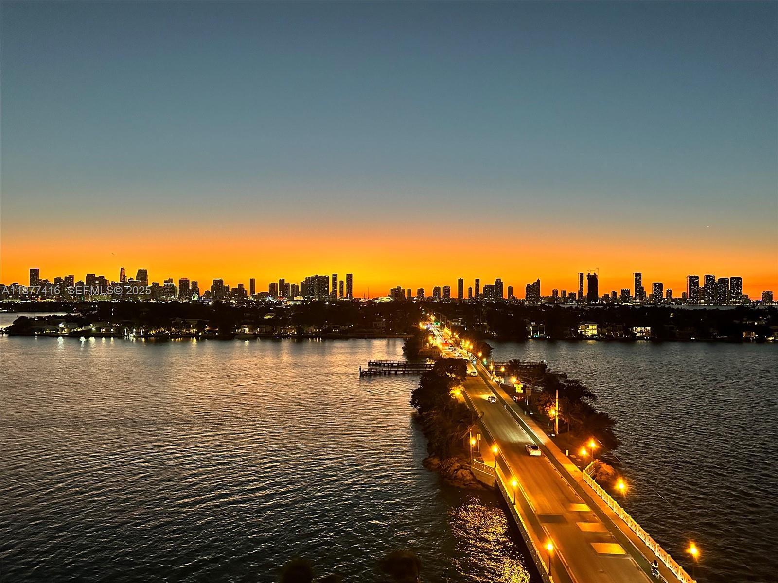 3 Island Avenue, Unit 10D Miami Beach, FL 33139 - Photo 17 of 23 a view of ocean view