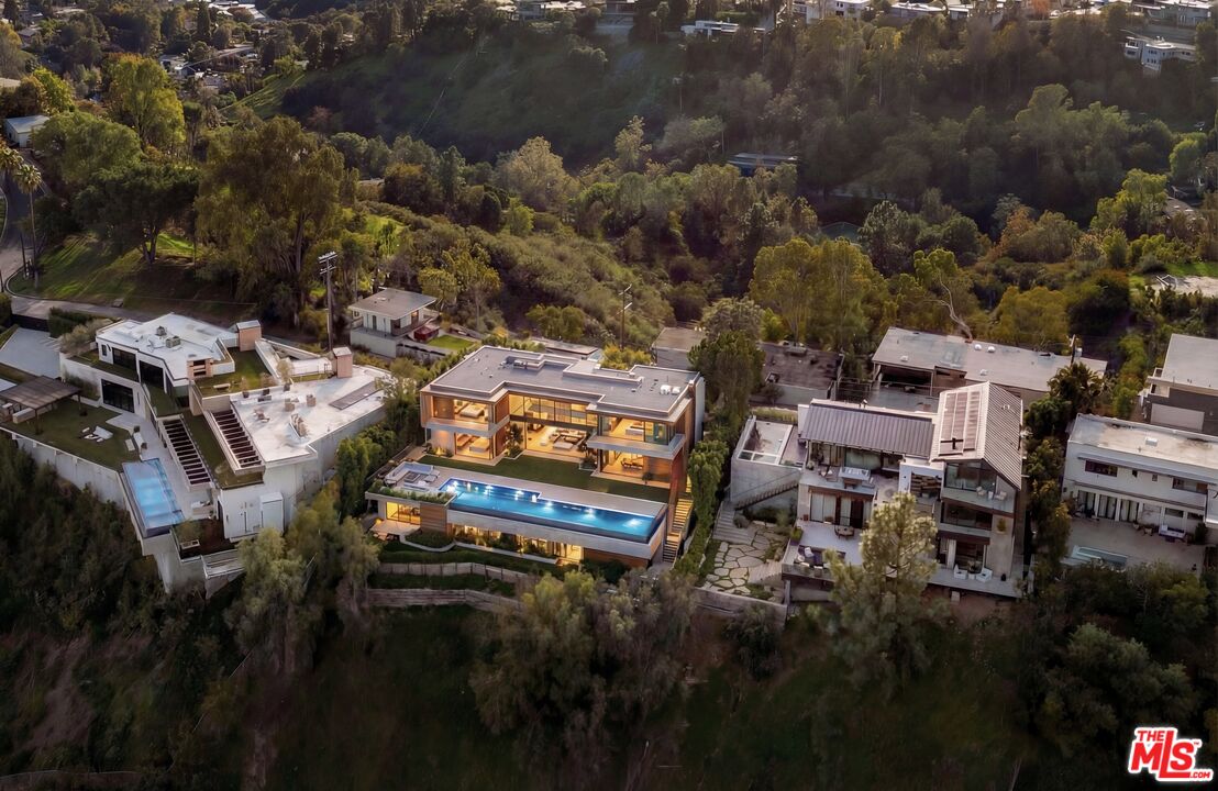 1128 North Tigertail Road Los Angeles, CA 90049 - Photo 2 of 7 top view of a city