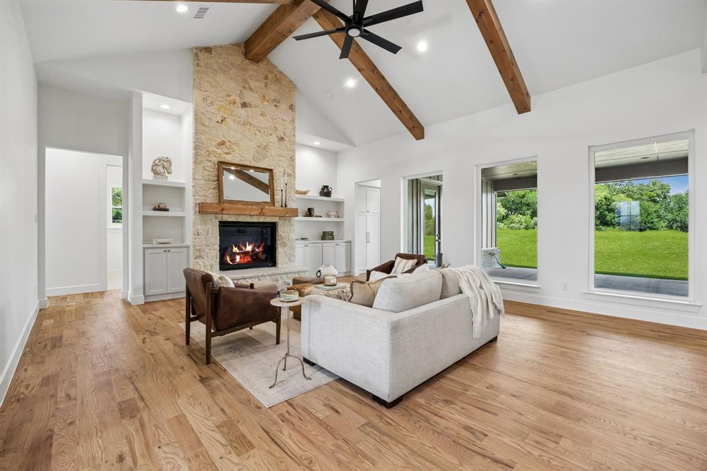 105 Desperado Way Weatherford, TX 76088 - Photo 5 of 40