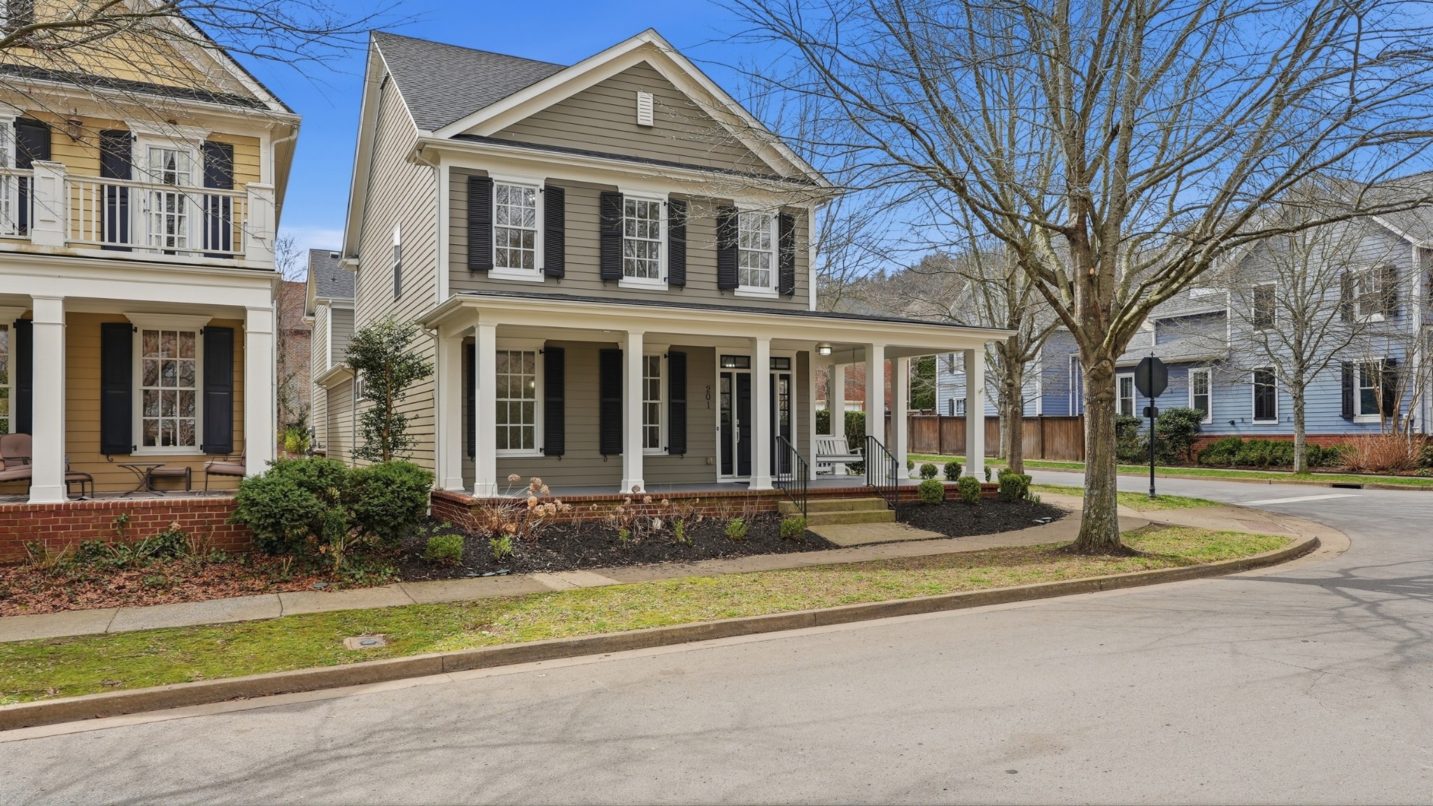 201 Acadia Avenue Franklin, TN 37064 - Photo 3 of 43