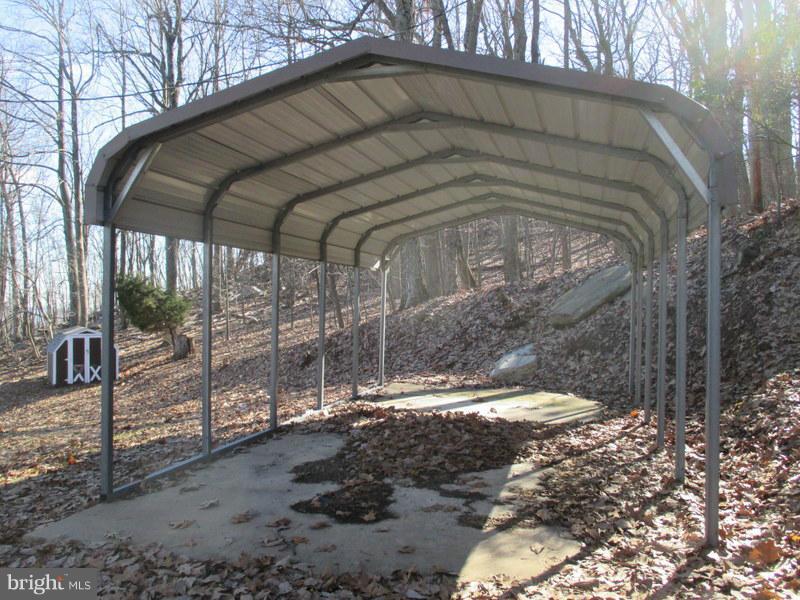 2101 Ridge Road Haymarket, VA 20169 - Photo 11 of 13 Carport