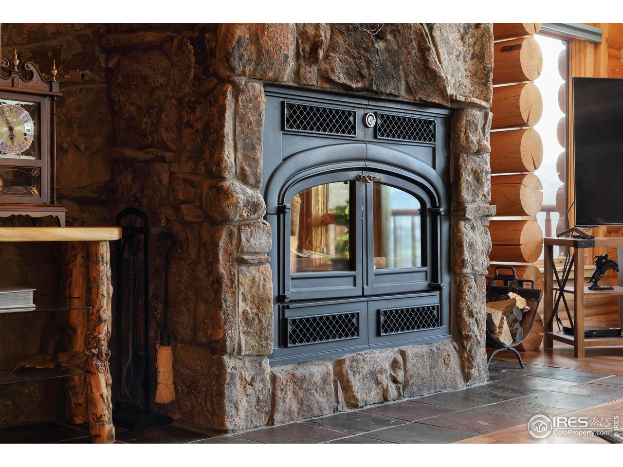 370 Blue Mountain Trail Lyons, CO 80540 - Photo 7 of 37