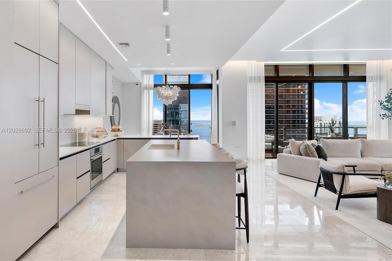 88 Southwest 7th Street, Unit 4001 Miami, FL 33130 - Photo 4 of 75