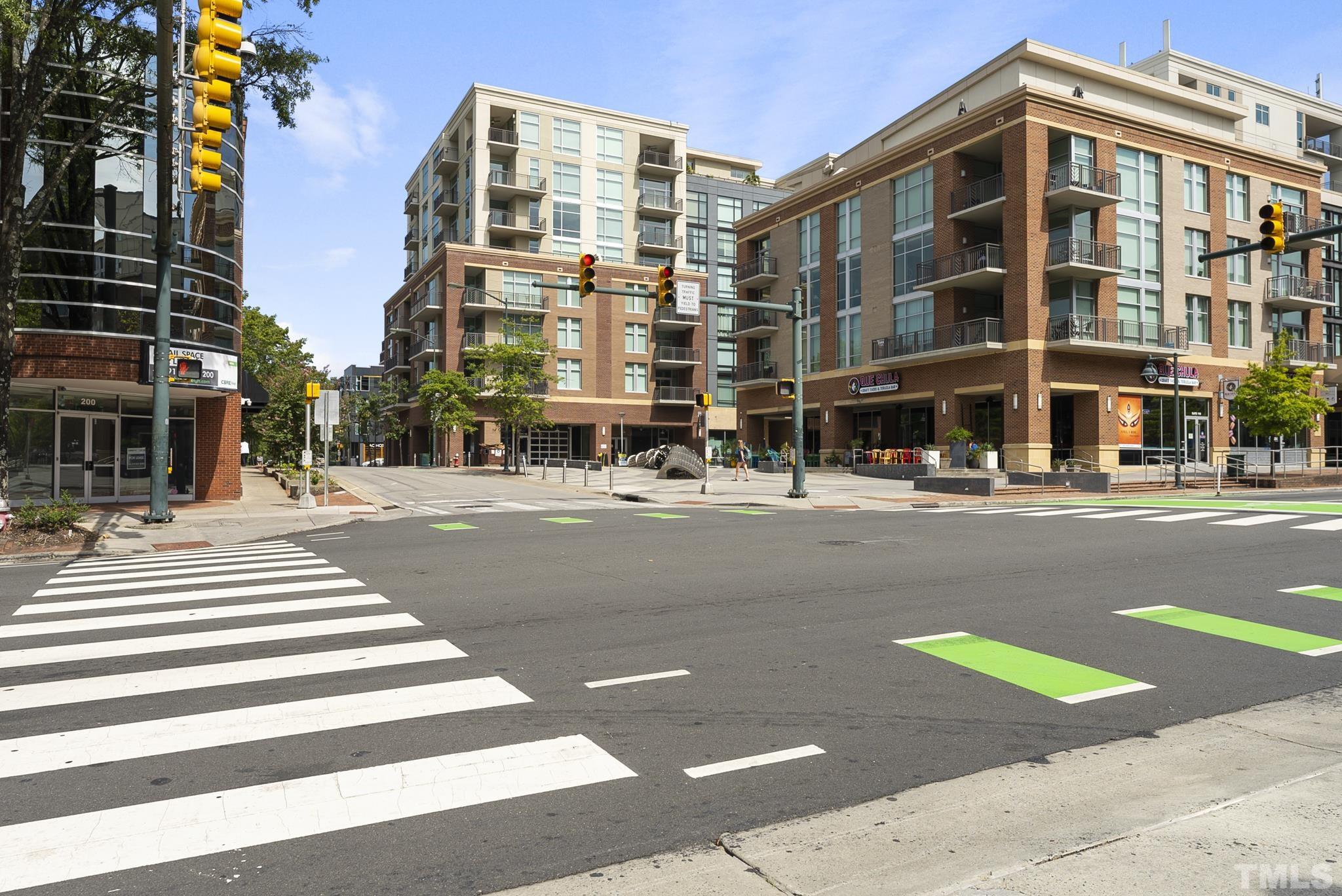 140 West Franklin Street, Unit 415 Chapel Hill, NC 27516 - Photo 29 of 29 a front view of a building