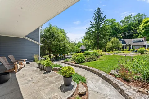 $929,000 | 170 Crest Drive, Tarrytown, NY 10591