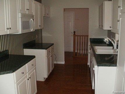 7127 East Pierson Road Davison, MI 48423 - Photo 11 of 23 Kitchen #1.JPG