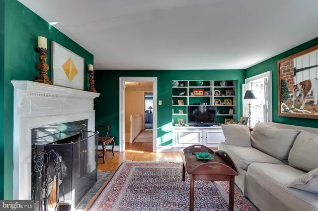 $1,225,000 | 307 North St Asaph Street, Alexandria, VA 22314