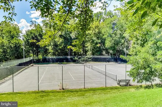 $1,650 | 4600 South Four Mile Run Drive, Unit 1035, Arlington, VA 22204