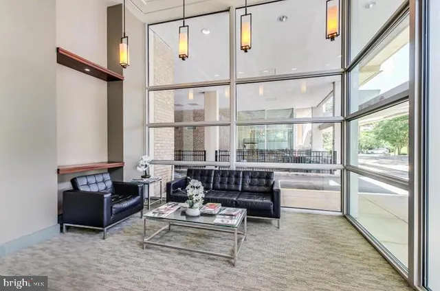 $1,650 | 4600 South Four Mile Run Drive, Unit 1035, Arlington, VA 22204