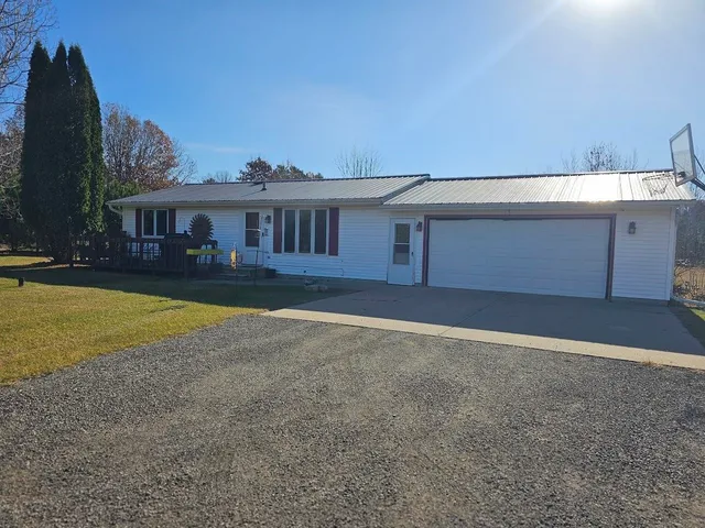 $349,000 | W6541 Porters Lake Road, Wautoma, WI 54982