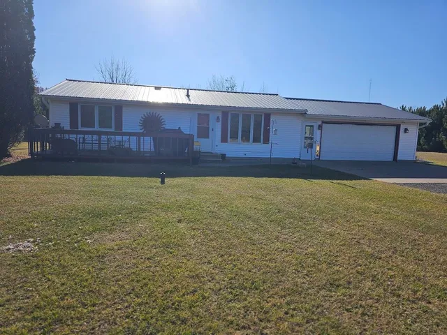 $349,000 | W6541 Porters Lake Road, Wautoma, WI 54982