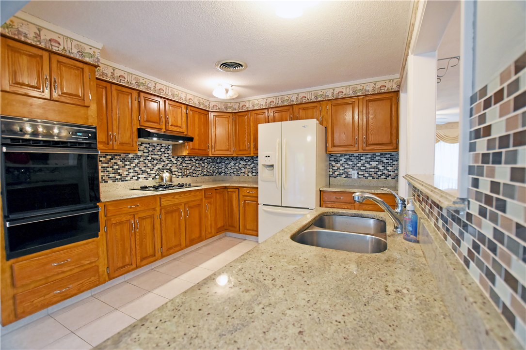 71 Bent Road East Providence, RI 02916 - Photo 12 of 34