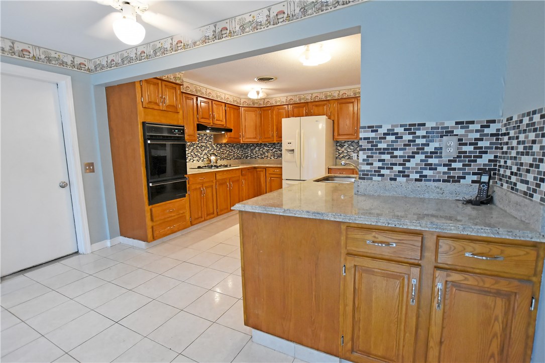 71 Bent Road East Providence, RI 02916 - Photo 13 of 34