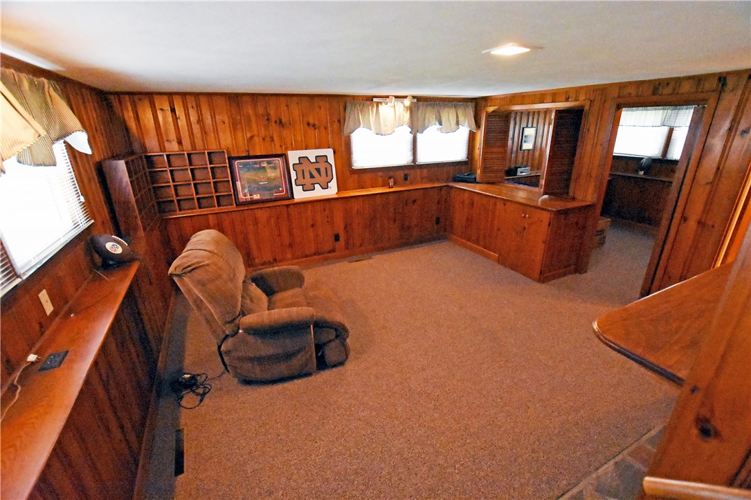 71 Bent Road East Providence, RI 02916 - Photo 23 of 34