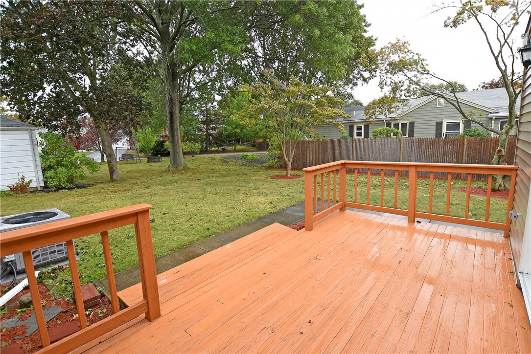 71 Bent Road East Providence, RI 02916 - Photo 31 of 34