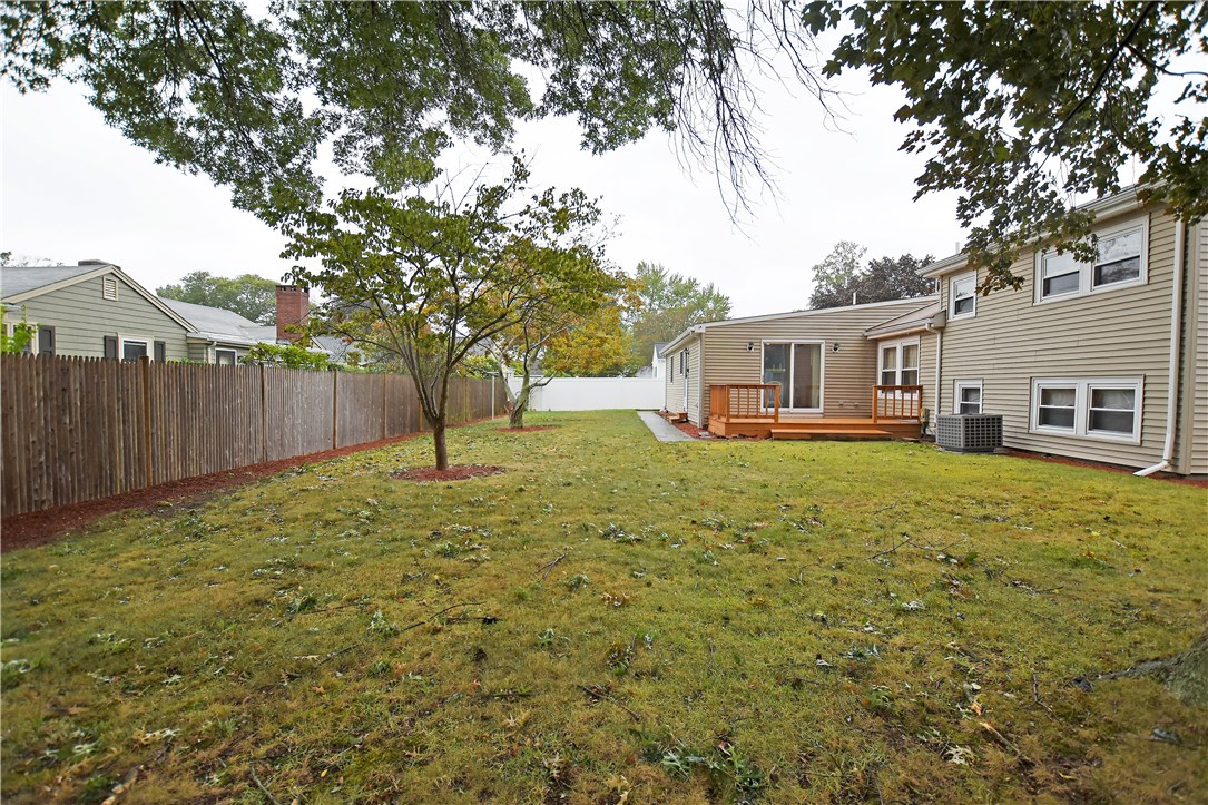 71 Bent Road East Providence, RI 02916 - Photo 34 of 34