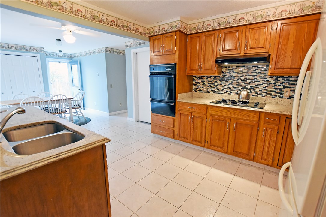 71 Bent Road East Providence, RI 02916 - Photo 9 of 34