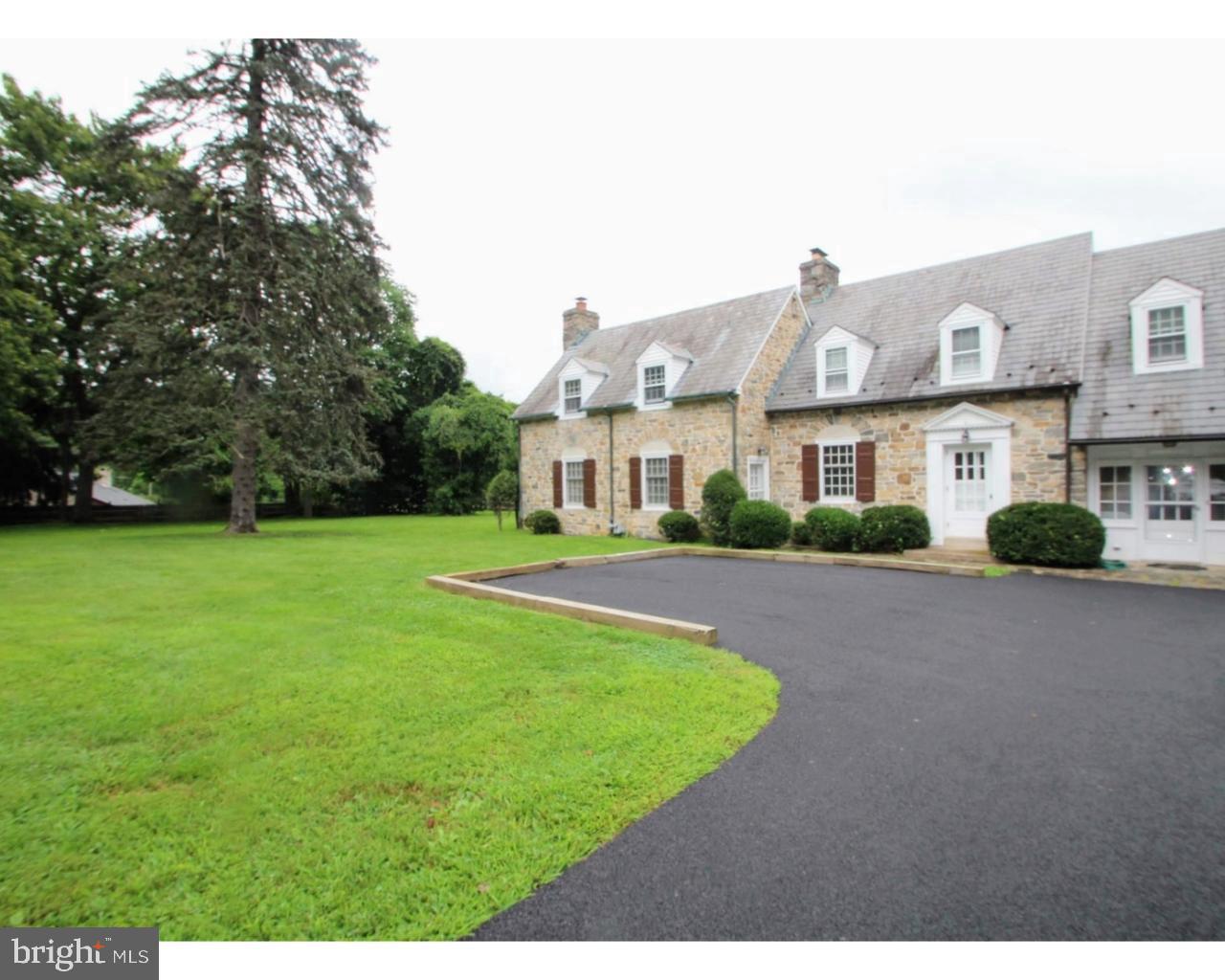 2325 Valley Road Huntingdon Valley, PA 19006 - Photo 2 of 18