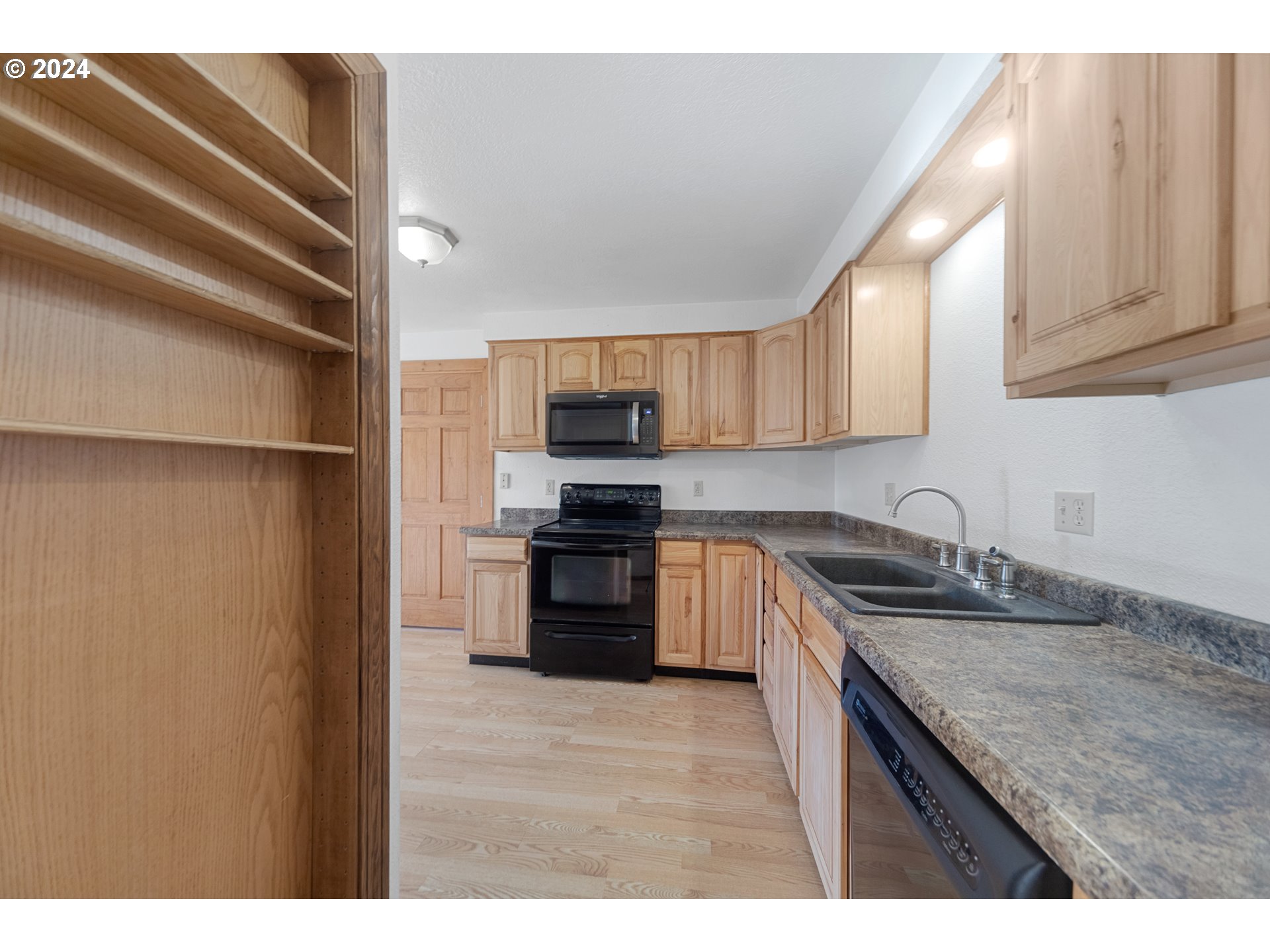 1135 1st Street Northeast Bandon, OR 97411 - Photo 14 of 45