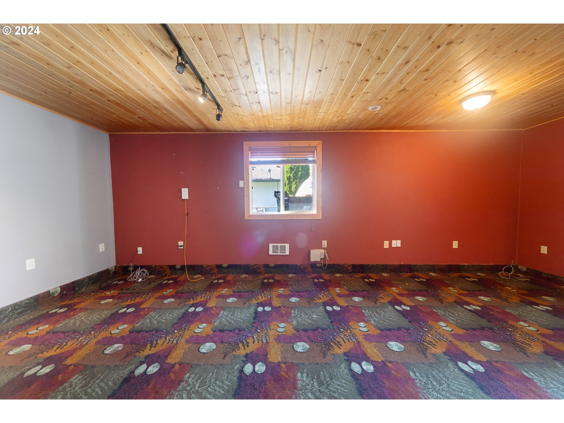 1135 1st Street Northeast Bandon, OR 97411 - Photo 27 of 45