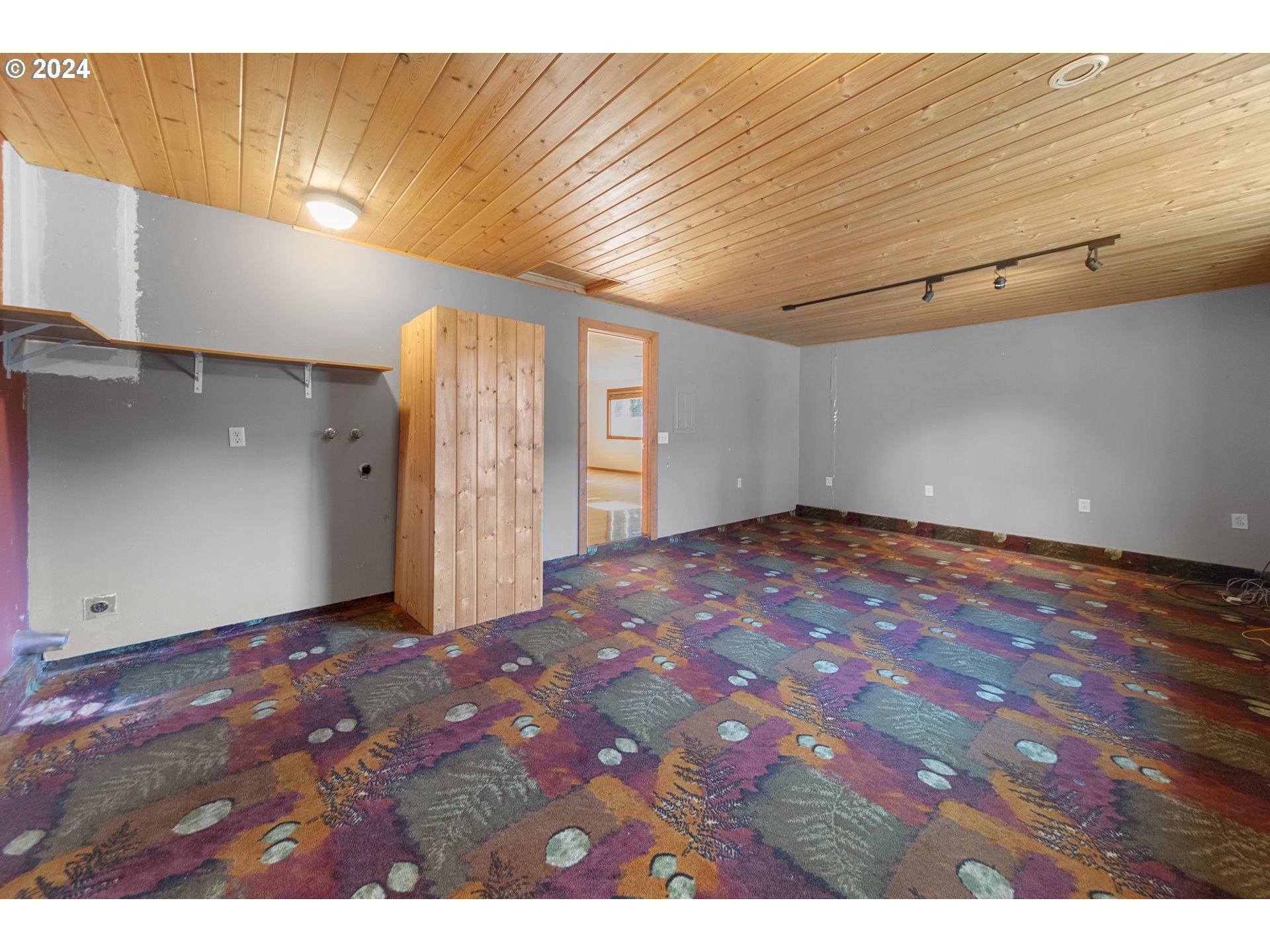 1135 1st Street Northeast Bandon, OR 97411 - Photo 29 of 45