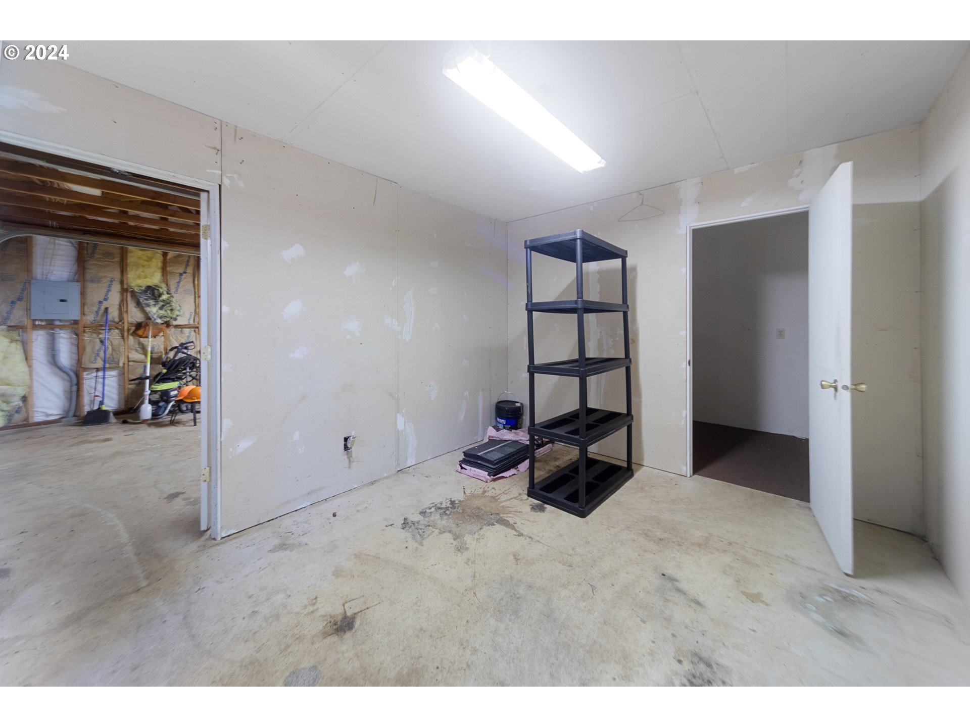 1135 1st Street Northeast Bandon, OR 97411 - Photo 30 of 45