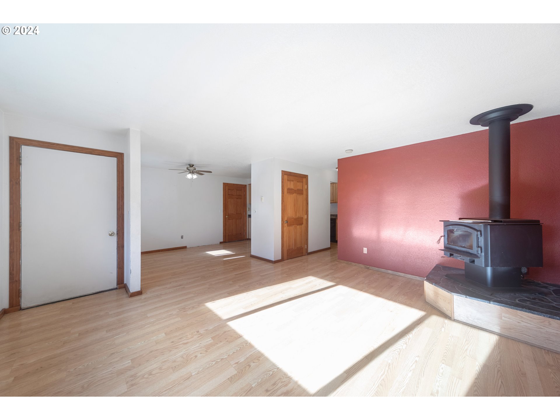 1135 1st Street Northeast Bandon, OR 97411 - Photo 9 of 45