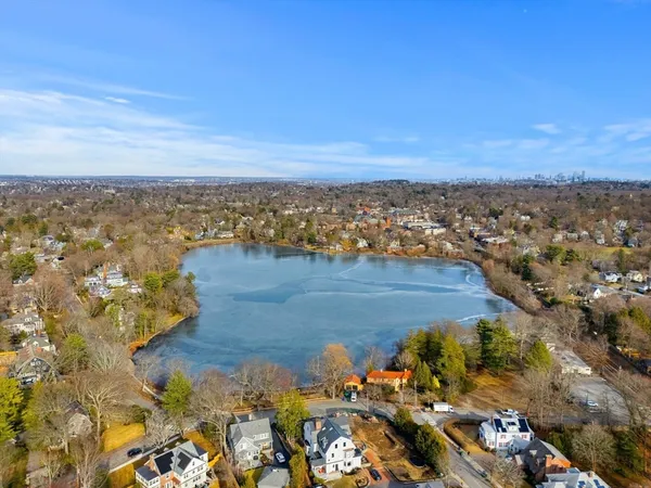 $1,245,000 | 1151 Walnut Street, Unit 301, Newton, MA 02461