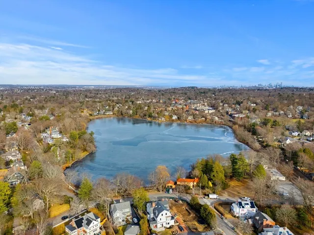 $1,245,000 | 1151 Walnut Street, Unit 301, Newton, MA 02461