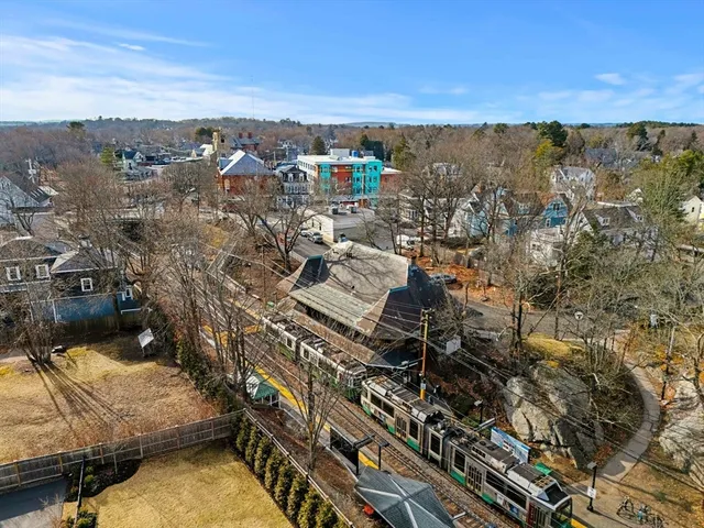$1,245,000 | 1151 Walnut Street, Unit 301, Newton, MA 02461