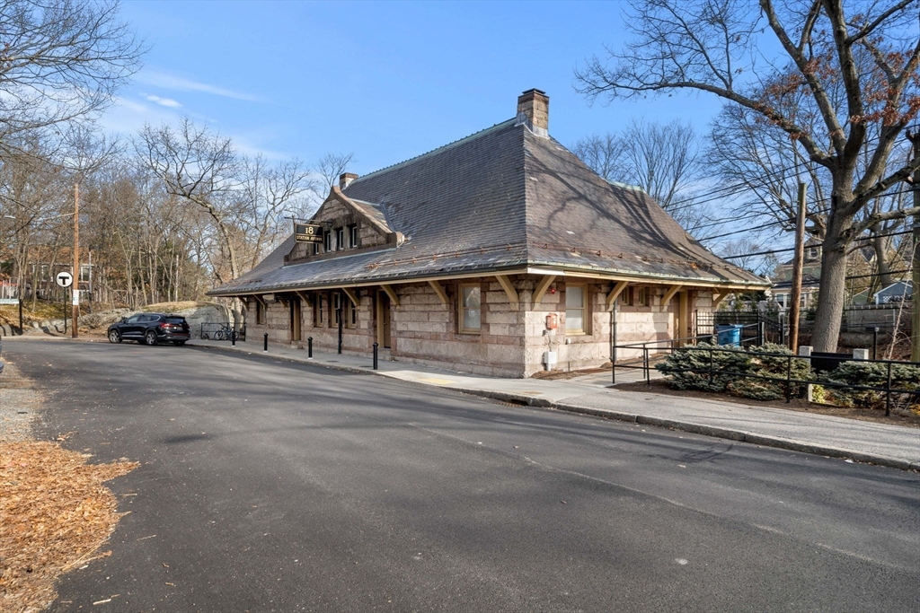 1151 Walnut Street, Unit 301 Newton, MA 02461 - Photo 19 of 22