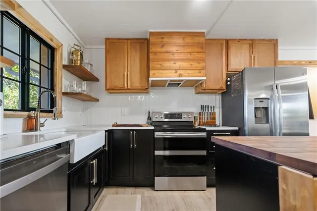 $625,000 | 28431 Woodland Road, Paola, KS 66071