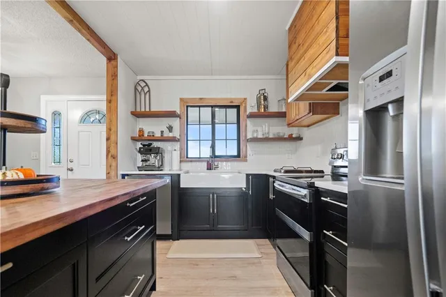 $625,000 | 28431 Woodland Road, Paola, KS 66071