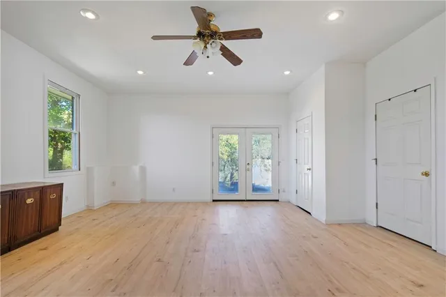 $625,000 | 28431 Woodland Road, Paola, KS 66071