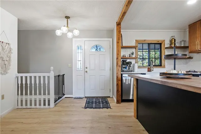 $625,000 | 28431 Woodland Road, Paola, KS 66071