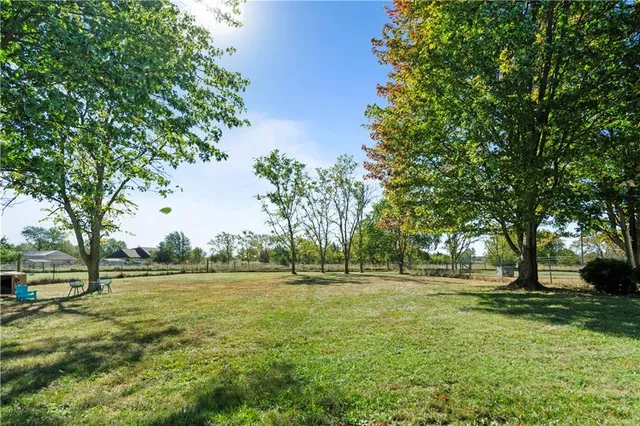 $625,000 | 28431 Woodland Road, Paola, KS 66071