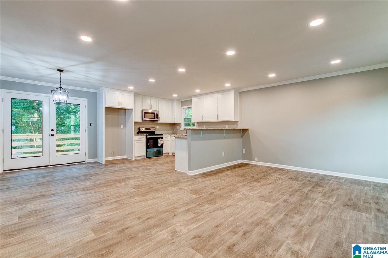 2718 Ray Way Birmingham, AL 35235 - Photo 6 of 21