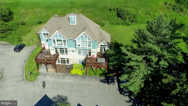 $500,000 | 1278 Deep Creek Drive, Unit B3, McHenry, MD 21541