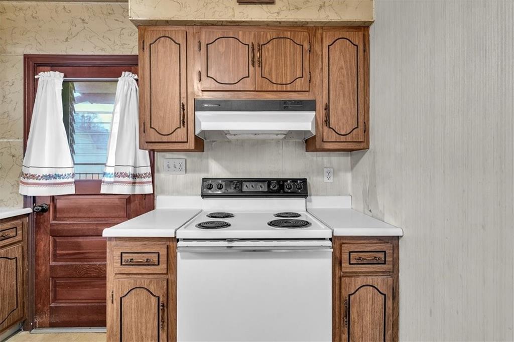 643 Agnew Road Pittsburgh, PA 15227 - Photo 15 of 49 a utility room with dryer and washer