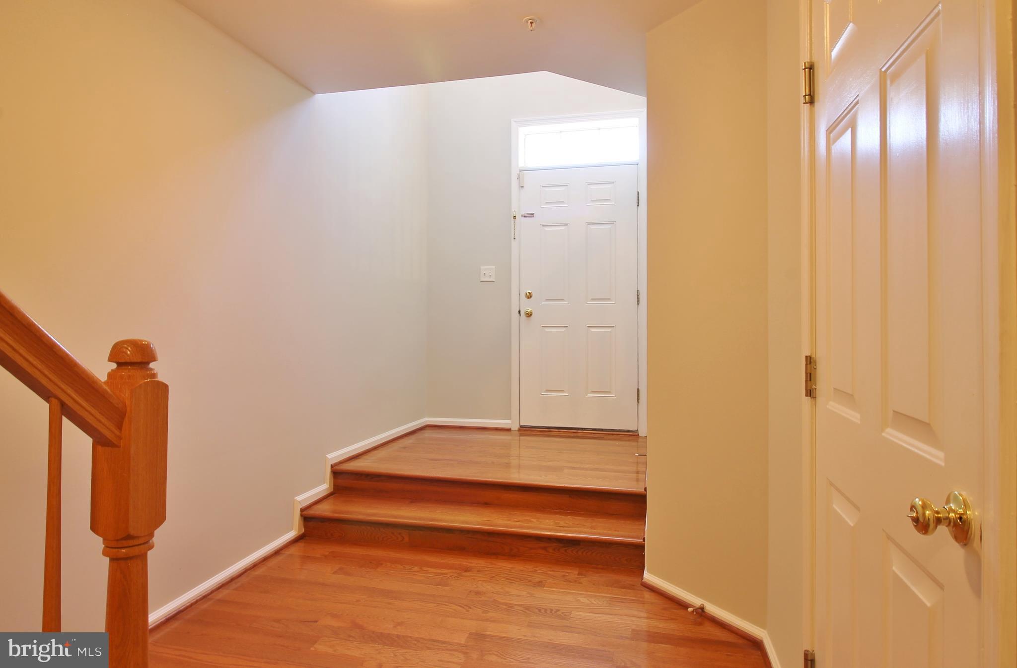 14020 Rockingham Road Germantown, MD 20874 - Photo 2 of 29 Foyer