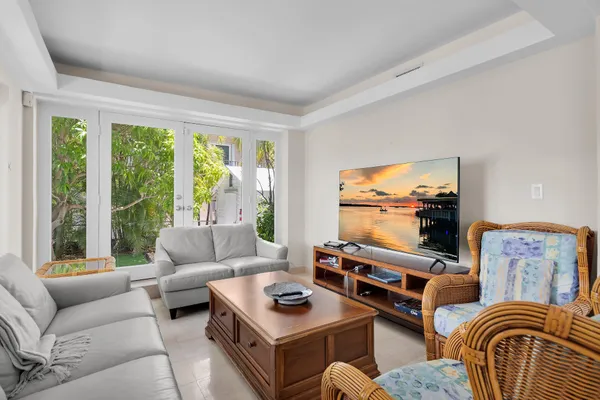 $4,695,000 | 136 San Remo Drive, Islamorada, FL 33036