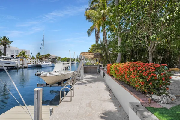 $4,695,000 | 136 San Remo Drive, Islamorada, FL 33036