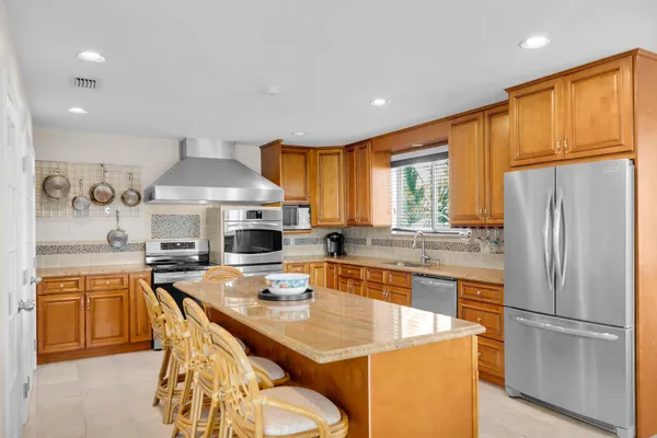 $4,695,000 | 136 San Remo Drive, Islamorada, FL 33036