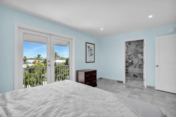 $4,695,000 | 136 San Remo Drive, Islamorada, FL 33036