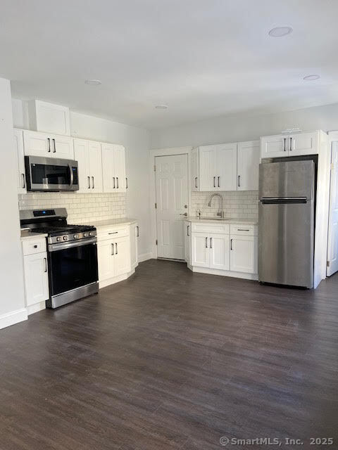 666 Capitol Avenue, Unit 2 Bridgeport, CT 06606 - Photo 6 of 14