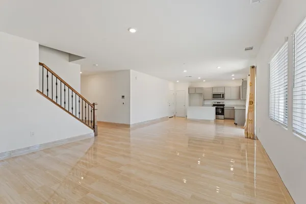 $699,999 | 8833 Stratham Way, Elk Grove, CA 95758