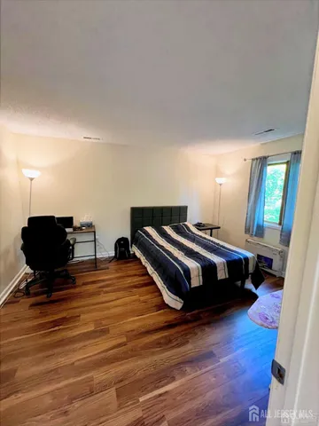 $1,850 | 2304 Aspen Drive, Plainsboro, NJ 08536